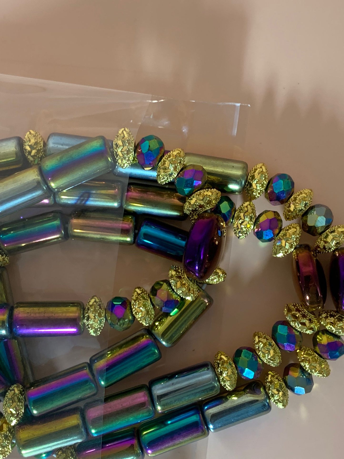 Gros Bayas Glamour en perles de culture couleur arc-en-ciel
